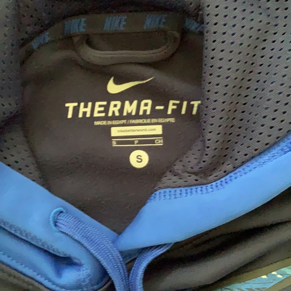Nike Therma Fit Hoodie, Mens size Small - Picture 3 of 3